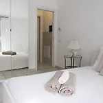Alessia's Flat - Loreto Milan