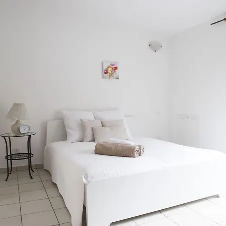 Alessia's Flat - Loreto Apartment *